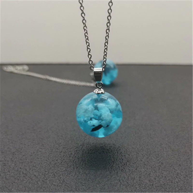 Chic Transparent Resin Round Ball Moon Pendant Necklace for Women