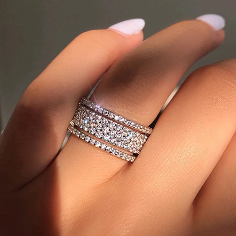 Elegant Silver Crystal Zircon Rhinestone Studded Luxury Jewelry Ring