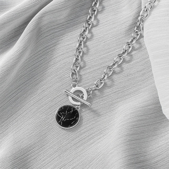 Elegant Designer Made Chain Linked Pendant/ Bracelet