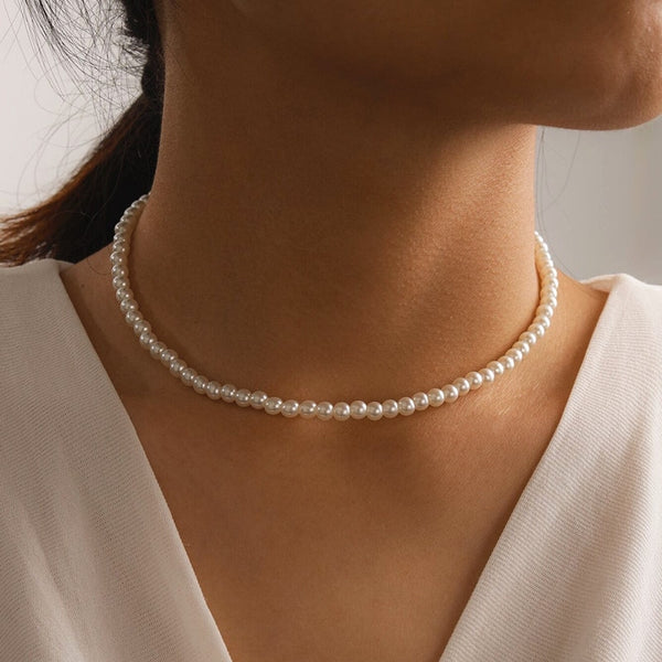 Gleaming Handpicked Faux Pearl Round Necklace - Metal Clasp