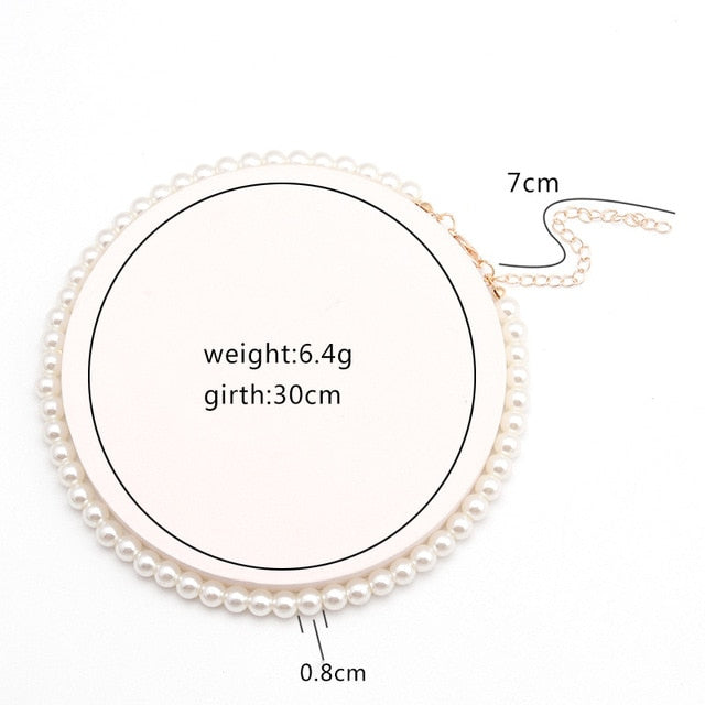 Gleaming Handpicked Faux Pearl Round Necklace - Metal Clasp