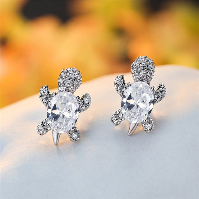 Cubic Zircon Golden Fusion Arts American Diamond Stud Earrings, Classy at  Rs 195/pair in Mumbai