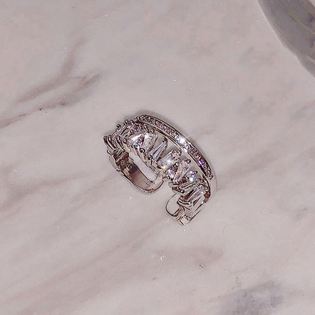 Luxury Zircon Studded High-quality Fashion Jewelry Ring
