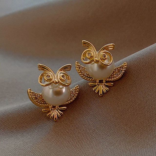 2021 New Cute Animal Stud Earrings for Women Temperament Horse Kitten Owl Pearl Rhinestone Earring Girls Birthday Party Jewelry
