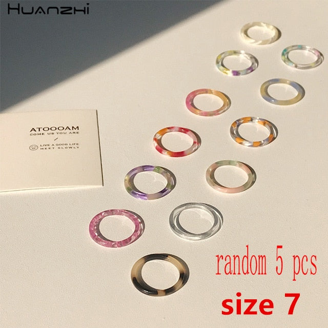 HUANZHI 2021 New Colourful Transparent Resin Acrylic Rhinestone Geometric Square Round Rings Set for Women Jewelry Travel Gifts