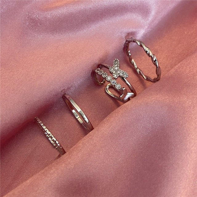 Vintage Silver-Plated Stylish Angel Wings Ring Collection