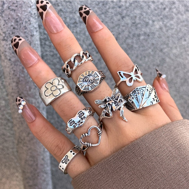 Vintage Silver-Plated Stylish Angel Wings Ring Collection