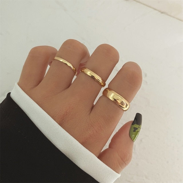 Multicolour Vintage Embrace Hands Women’s Ring Set