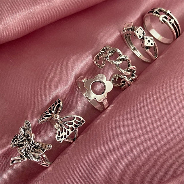 Vintage Gothic Skull Punk Accessory Ring