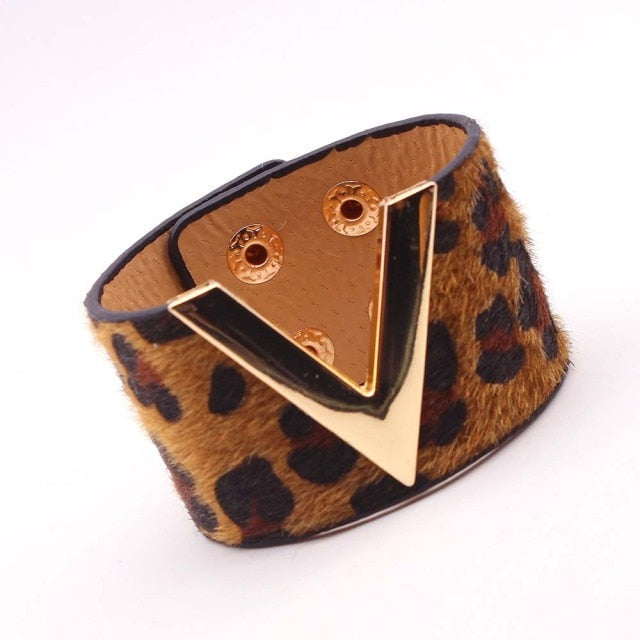 Leather Punk Style European Fashion Bracelets for Women